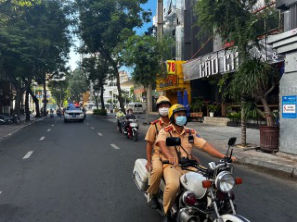 Công an Quận 1: Tổng kiểm tra, xử lý vi phạm đối với ô tô vận tải