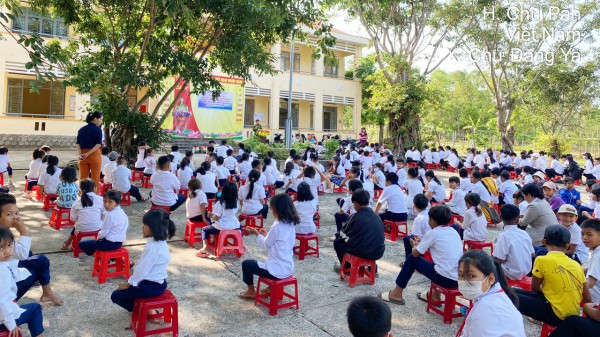 Gia Lai: Triển khai đồng bộ giải pháp kéo giảm tai nạn giao thông Gia Lai: Triển khai đồng bộ giải pháp kéo giảm tai nạn giao thông