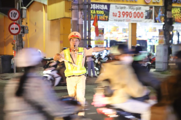 Giao thông TPHCM ổn định, thông thoáng trong ngày cuối kỳ nghỉ Tết Dương lịch Giao thông TPHCM ổn định, thông thoáng trong ngày cuối kỳ nghỉ Tết Dương lịch