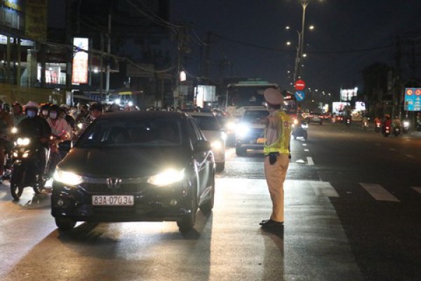 Giao thông TPHCM ổn định, thông thoáng trong ngày cuối kỳ nghỉ Tết Dương lịch Giao thông TPHCM ổn định, thông thoáng trong ngày cuối kỳ nghỉ Tết Dương lịch