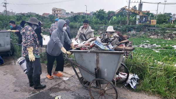 Hà Nội: Câu lạc bộ tình nguyện Hà Nội Xanh – Ra quân chiến dịch tình nguyện hè năm 2023