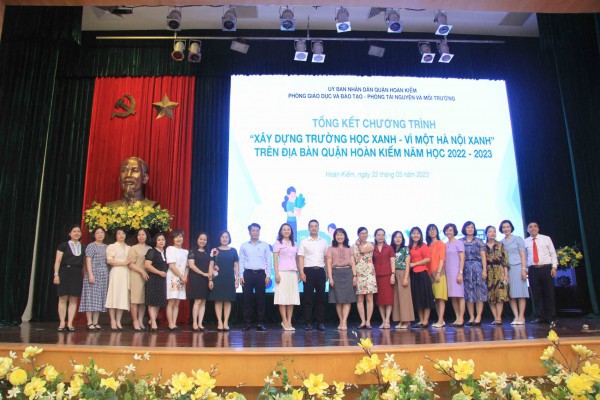 Hà Nội trao giải “Xây dựng trường học xanh – Vì Hà Nội xanh”