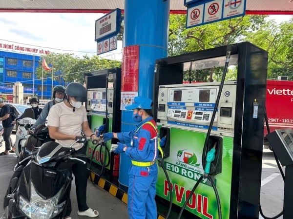 Hầu hết các xe tại thị trường Việt Nam tương thích với xăng E10, không phải thay đổi về kỹ thuật Hầu hết các xe tại thị trường Việt Nam tương thích với xăng E10, không phải thay đổi về kỹ thuật