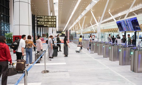 Hướng dẫn lưu thông ra vào nhà ga T3 mới Cảng hàng không quốc tế Tân Sơn Nhất