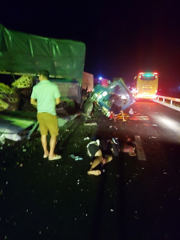 Lại xảy ra tai nạn trên cao tốc Vĩnh Hảo - Phan Thiết, hai người bị thương