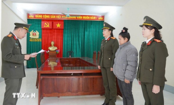 Lừa đảo hàng chục người bằng chiêu thu tiền Lừa đảo hàng chục người bằng chiêu thu tiền