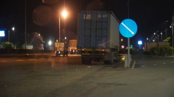 Mối nguy tiềm tàng trên tuyến cao tốc Trung Lương - TPHCM