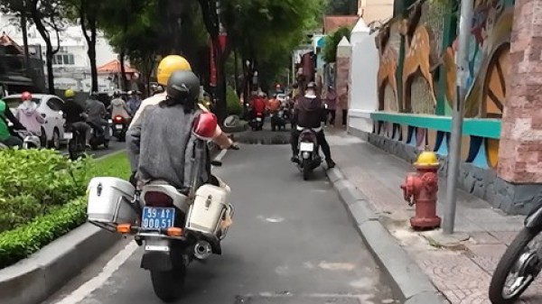 Những câu chuyện đẹp về Công an giúp thí sinh trong ngày đầu thi tốt nghiệp THPT