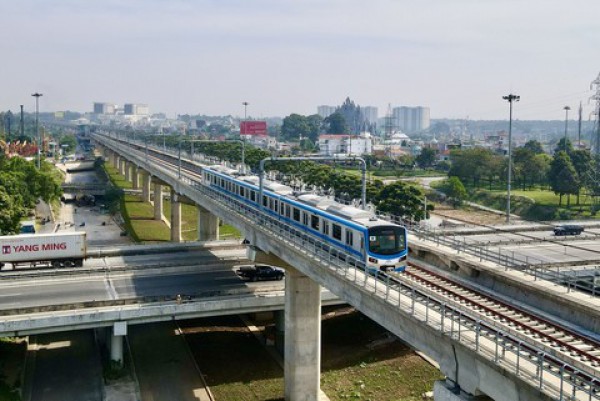 Phát triển giao thông gắn với kinh tế, văn hóa và đời sống