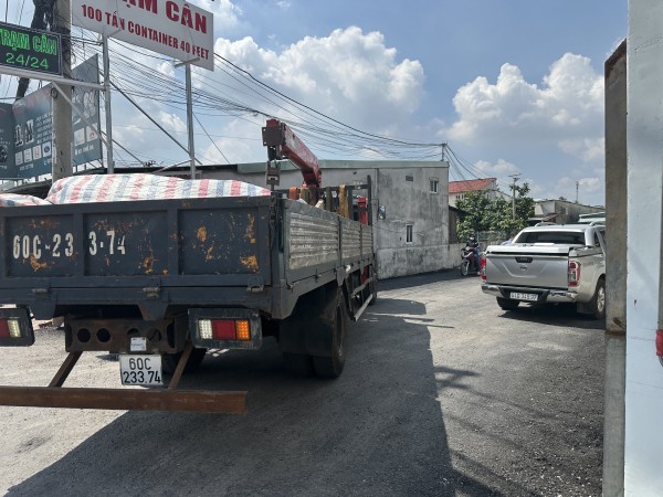 Quận 12: Nhà bị hư hỏng nặng vì… kế trạm cân