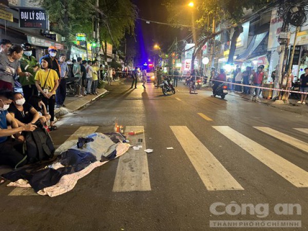 TPHCM: Hai xe máy tông trực diện, một người tử vong, một người bỏ đi