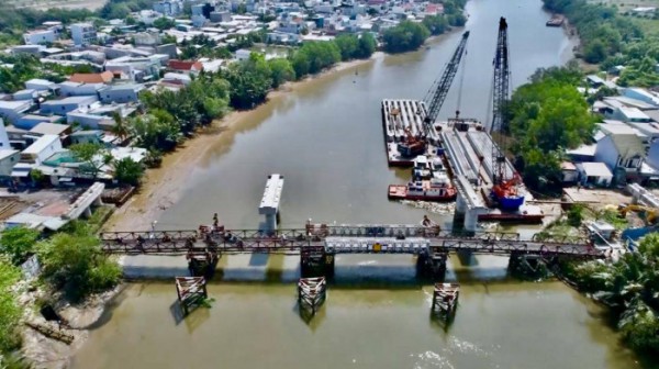 TP.HCM: Nguyên do dự án cầu Long Kiểng chậm tiến độ