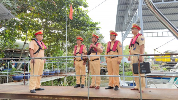 TPHCM: Triển khai cao điểm xử lý vi phạm đối với hoạt động của tàu, thuyền