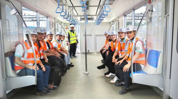 TPHCM: Tuyến Metro số 1 chạy thử nghiệm 100% công suất, từ sáng đến khuya