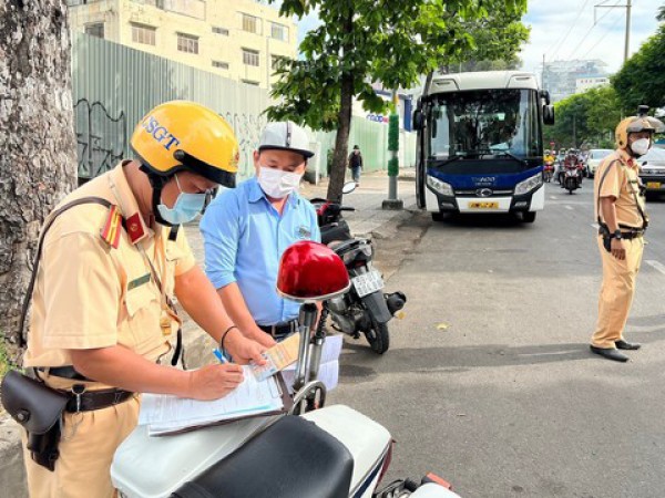 TPHCM: Đẩy mạnh công tác bảo đảm trật tự, an toàn giao thông