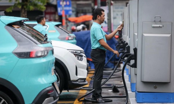 Tăng cường thực hiện tiết kiệm năng lượng, thúc đẩy phát triển giao thông điện Tăng cường thực hiện tiết kiệm năng lượng, thúc đẩy phát triển giao thông điện