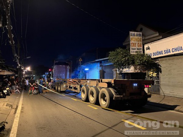 Thanh niên đi sinh nhật về xảy ra va chạm giao thông, bị xe đầu kéo cán tử vong