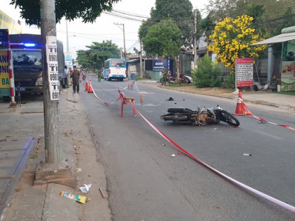 Thanh niên mượn xe bạn đi chơi, trên đường về trả thì bị tai nạn tử vong