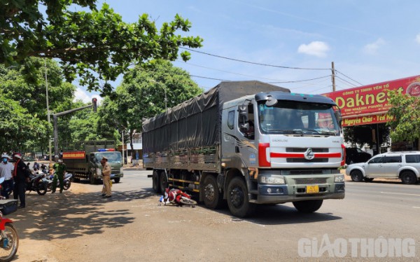 Tin tức tai nạn giao thông mới nhất, nóng nhất hôm nay 24/4/2023