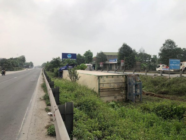 Tin tức tai nạn giao thông mới nhất, nóng nhất hôm nay 25/4/2023