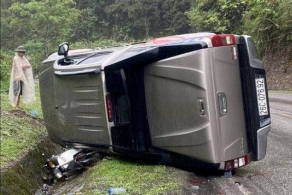 Tin tức tai nạn giao thông mới nhất, nóng nhất hôm nay 26/4/2023