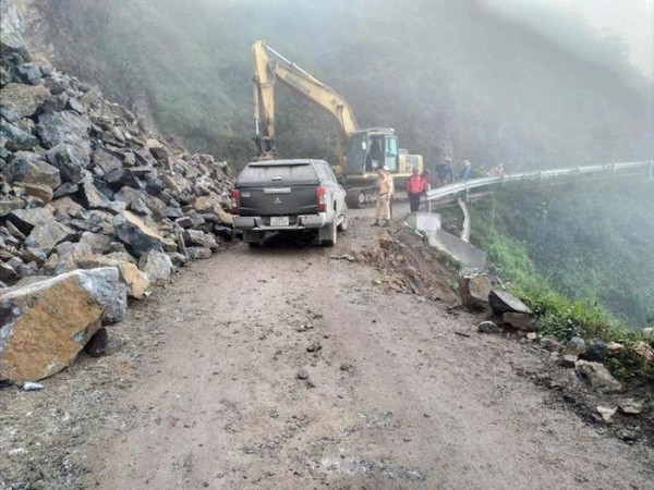 Tin tức tai nạn giao thông mới nhất, nóng nhất hôm nay 9/3/2023 Tin tức tai nạn giao thông mới nhất, nóng nhất hôm nay 9/3/2023