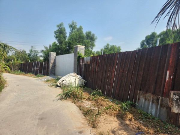 Tp.HCM: Người dân xây cầu dân sinh trái phép