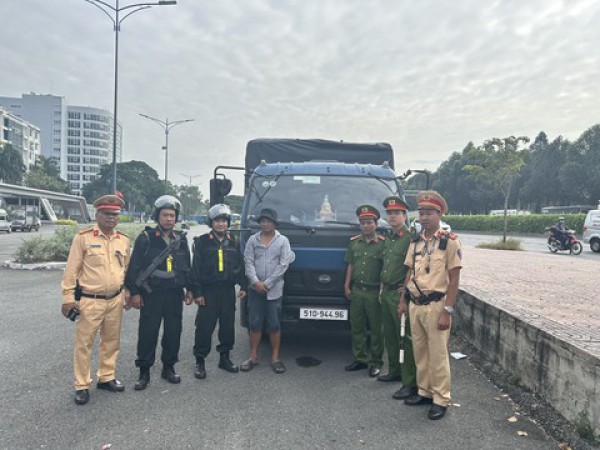 Xử lý vi phạm nồng độ cồn: Nhân dân ủng hộ, đồng tình vì không có "vùng cấm"!