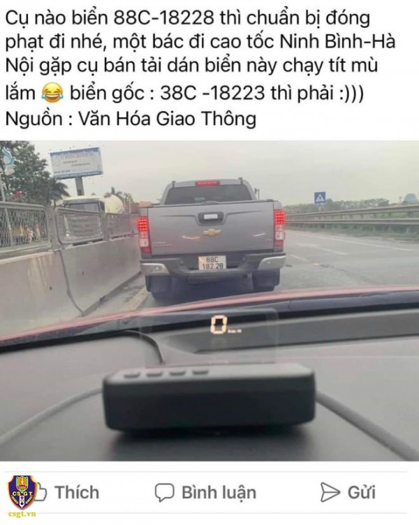 Xử phạt tài xế xe bán tải dán băng dính, sửa biển số