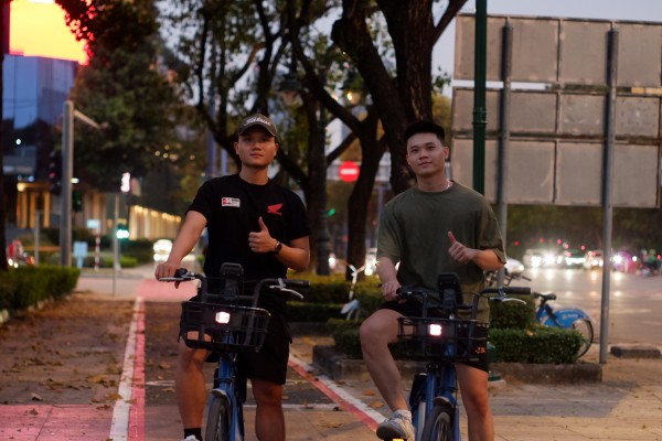 Đầu năm, người dân TPHCM hào hứng trải nghiệm làn đường dành riêng cho xe đạp