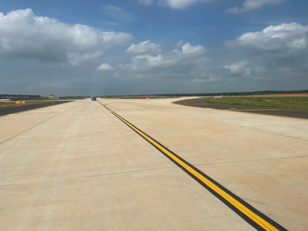 Đầu tư gần 3.800 tỷ đồng xây dựng Cảng hàng không Phan Thiết Đầu tư gần 3.800 tỷ đồng xây dựng Cảng hàng không Phan Thiết