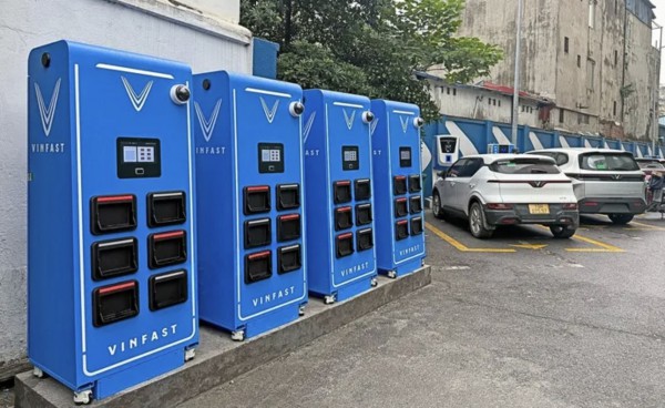 Đến cuối tháng 4/2026, TPHCM sẽ có 3.000 tủ đổi pin xe máy điện