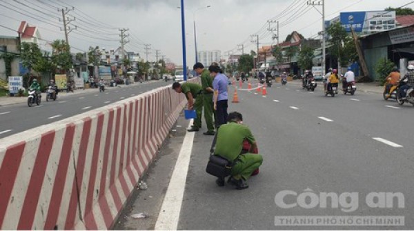 Điều tra nguyên nhân một thanh niên nằm giữa đường, sau đó tử vong