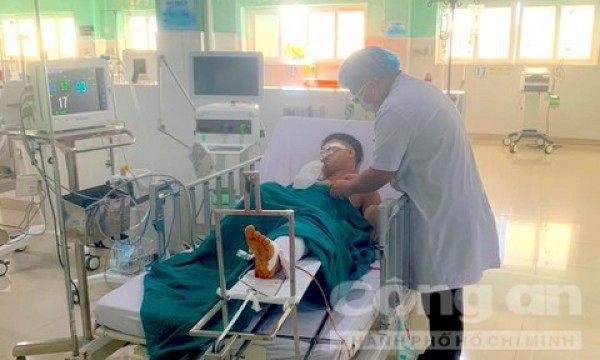 Điều tra vụ cán bộ CSGT bị tông trọng thương khi đang làm nhiệm vụ Điều tra vụ cán bộ CSGT bị tông trọng thương khi đang làm nhiệm vụ