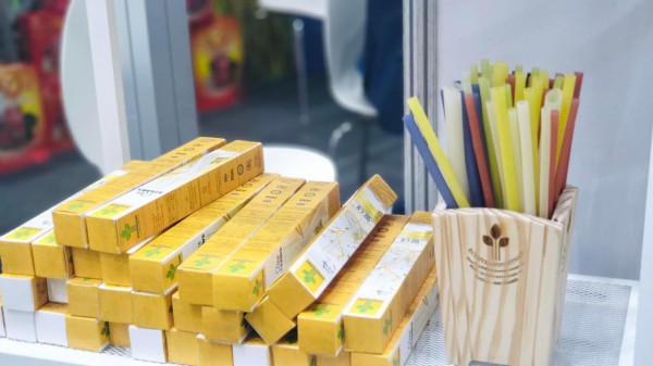 Ống hút gạo dễ phân hủy, an toàn cho sức khỏe Ống hút gạo dễ phân hủy, an toàn cho sức khỏe