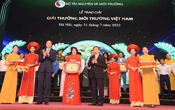 Bắc Giang tặng Giải thưởng môi trường cho 11 tổ chức và 4 cá nhân