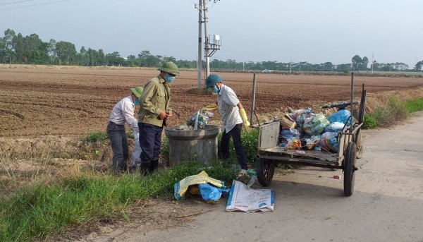 Bắc Ninh: Nông dân Từ Sơn bảo vệ môi trường đồng ruộng