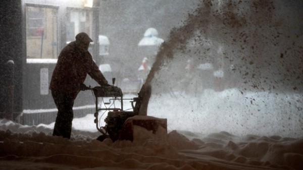 Bão tuyết tràn vào Canada sau khi quét qua miền Đông nước Mỹ