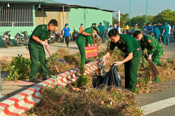 Bình Thuận: Động viên lực lượng tham gia công tác vệ sinh môi trường