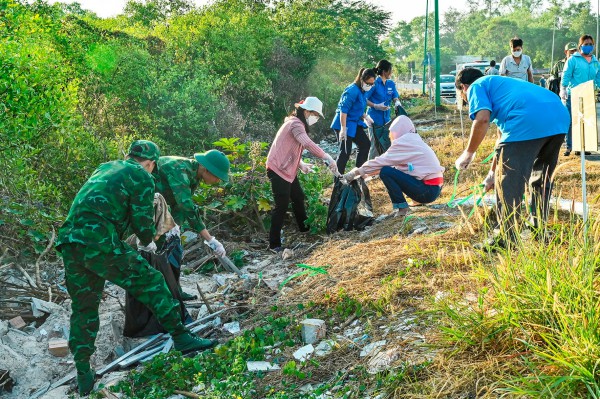 Bình Thuận: Động viên lực lượng tham gia công tác vệ sinh môi trường