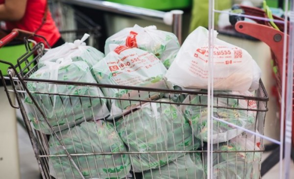 Hà Nội đặt mục tiêu đến hết năm 2022, 100% siêu thị, trung tâm thương mại không sử dụng túi nilon