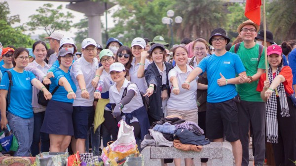 Hà Nội hưởng ứng chiến dịch: "Clean up Việt Nam” lần thứ 5