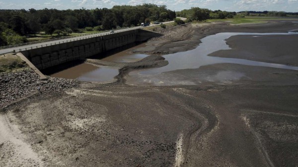 Hạn hán khiến Uruguay đối mặt tình trạng thiếu nước nghiêm trọng nhất trong 74 năm