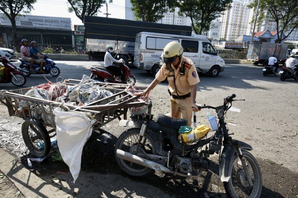 Hơn 70 triệu xe máy phải kiểm định khí thải - Bước đi tất yếu!