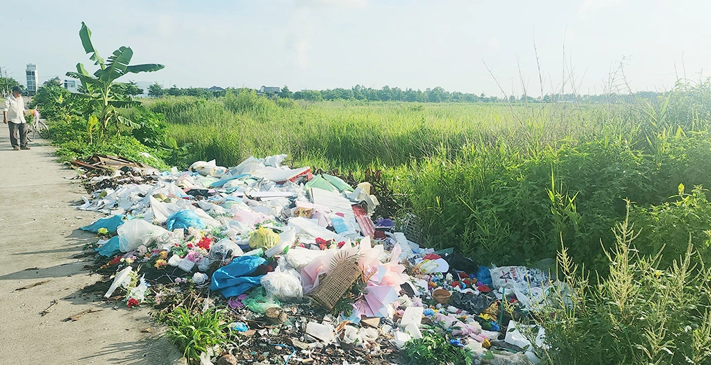 Khởi công bệnh viện trên 'đất vàng' rồi bỏ hoang