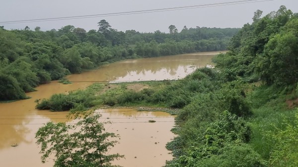 Quảng Bình: Sông Dinh “kêu cứu” vì hoạt động khai thác cát