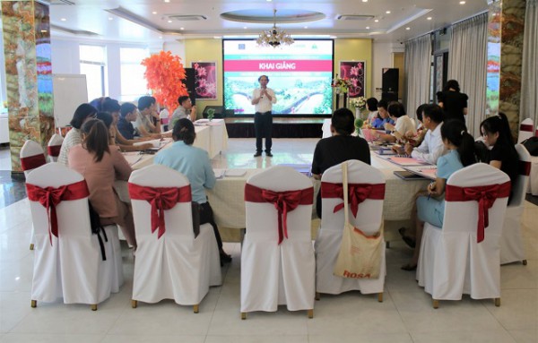 Tăng cường hiệu quả sử dụng đất và tài nguyên rừng cho đồng bào dân tộc thiểu số Tăng cường hiệu quả sử dụng đất và tài nguyên rừng cho đồng bào dân tộc thiểu số