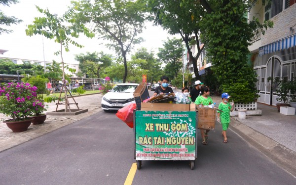 Đà Nẵng đồng loạt tổ chức ngày hội thu gom rác tái chế