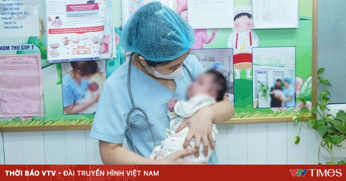 2 tháng giành sự sống cho bé sơ sinh sốc nhiễm khuẩn, áp xe phổi do tụ cầu vàng