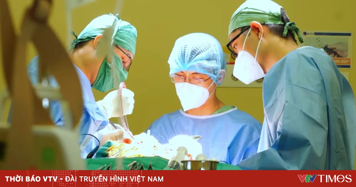 Bé gái bị chấn thương sọ não do rơi khỏi võng